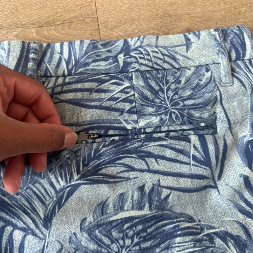 Tommy Bahama Blue Tropical Hybrid Swim Trunks SZ 38